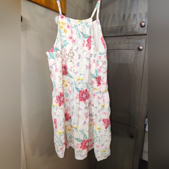 ***Old Navy Girls Size 5 Summer Floral Dress - Picture 3 of 5